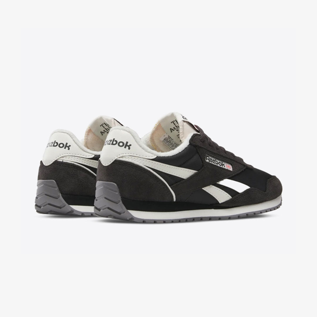 Reebok | CLASSIC AZ 'WASHED BLACK/CHALK'