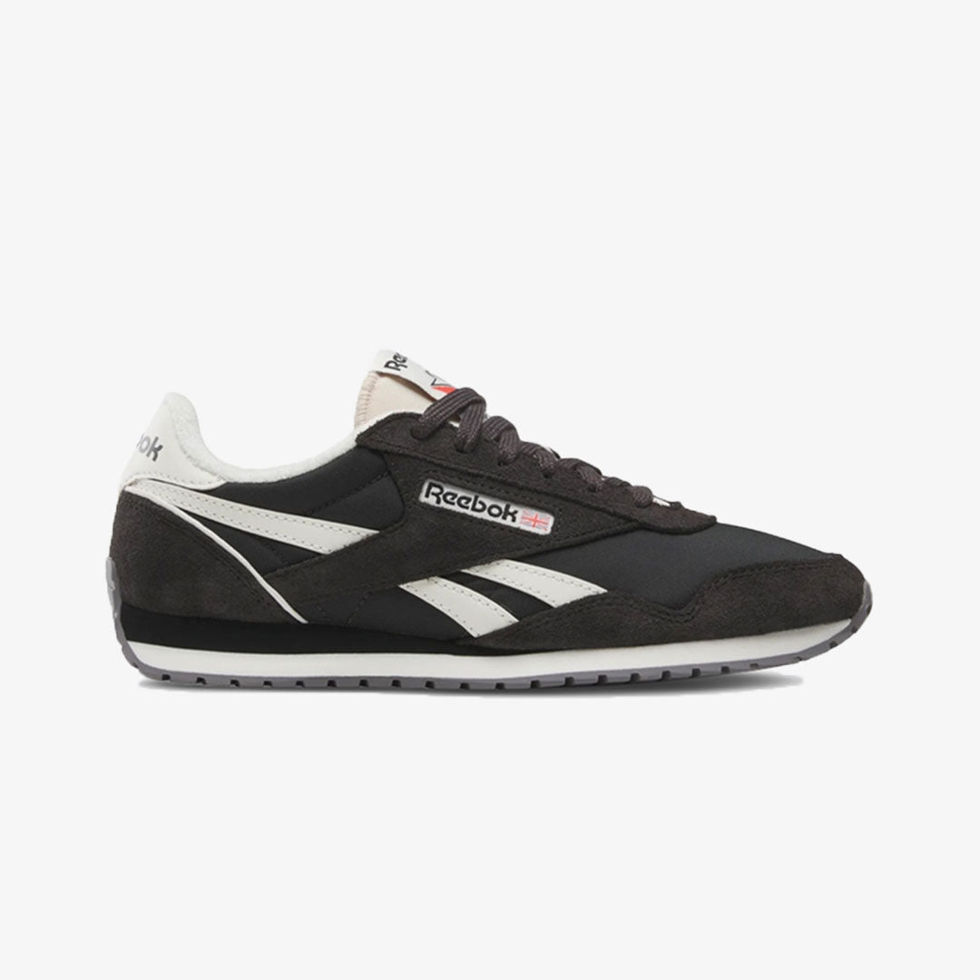 Reebok | CLASSIC AZ 'WASHED BLACK/CHALK'