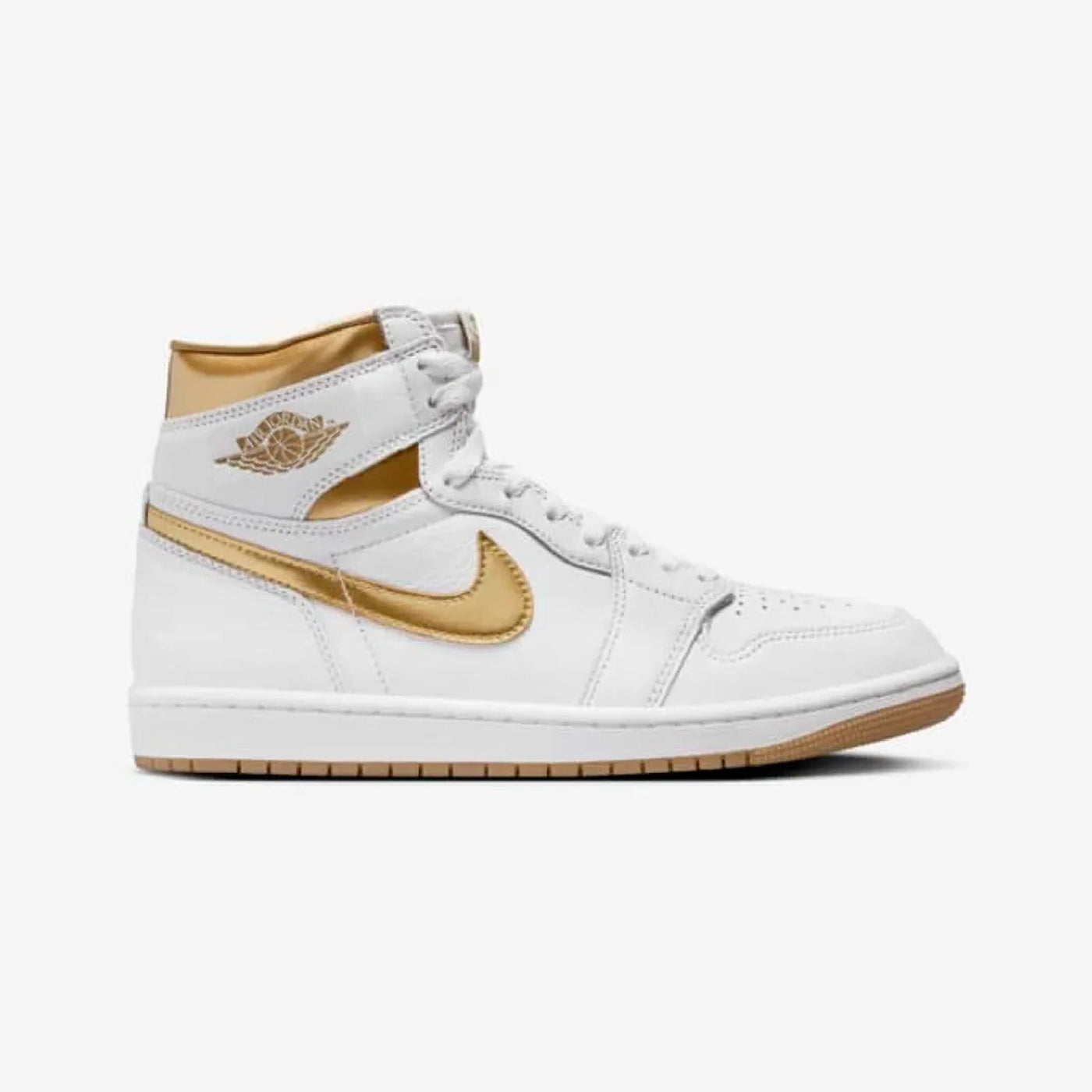 Jordan | AIR JORDAN 1 RETRO HIGH OG  { WHITE/METALLIC GOLD-GUM LIGHT BROWN