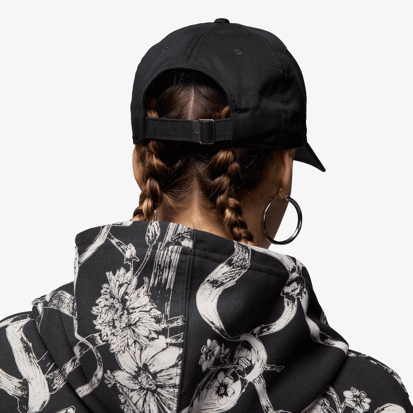 Jordan | UNSTRUCTURED CURVED-BILL HAT { BLACK
