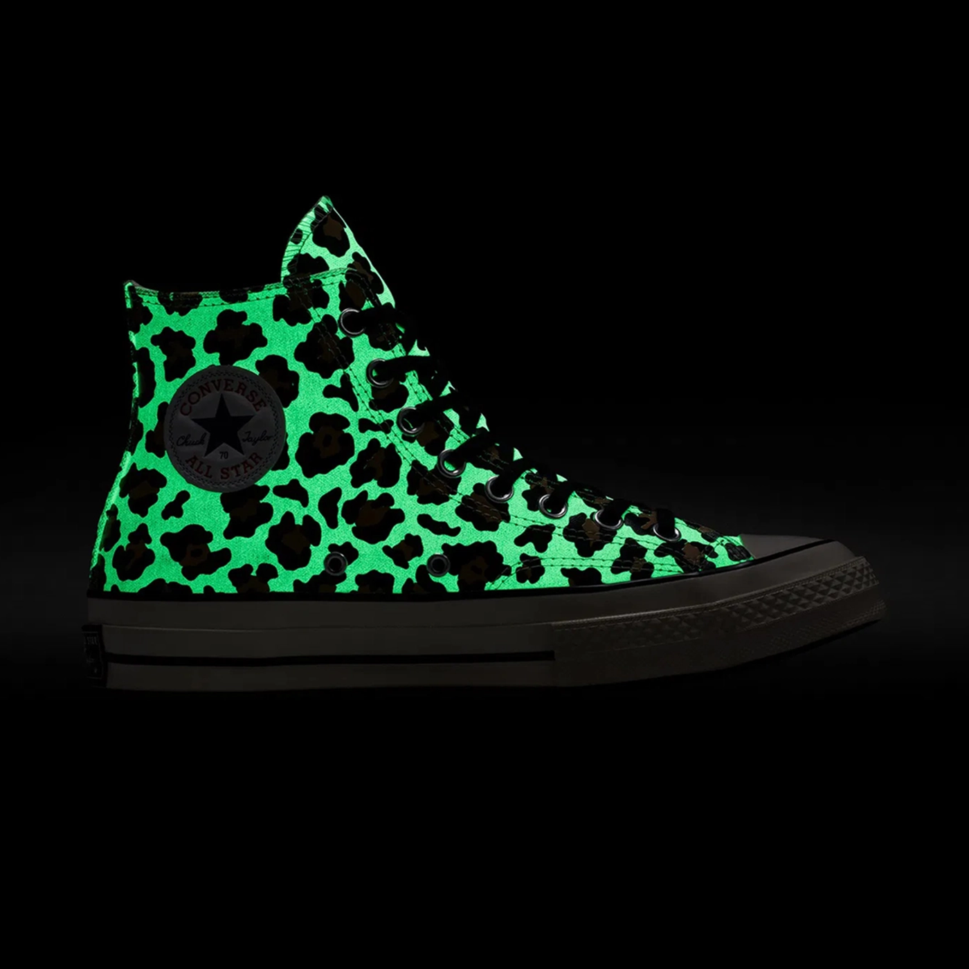 Converse | CHUCK 70 GLOW IN THE DARK LEOPARD PRINT { EGRET/LIGHT FAWN