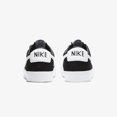 Nike | SB ZOOM BLAZER LOW PRO GT { BLACK/WHITE-BLACK-GUM LIGHT BROWN