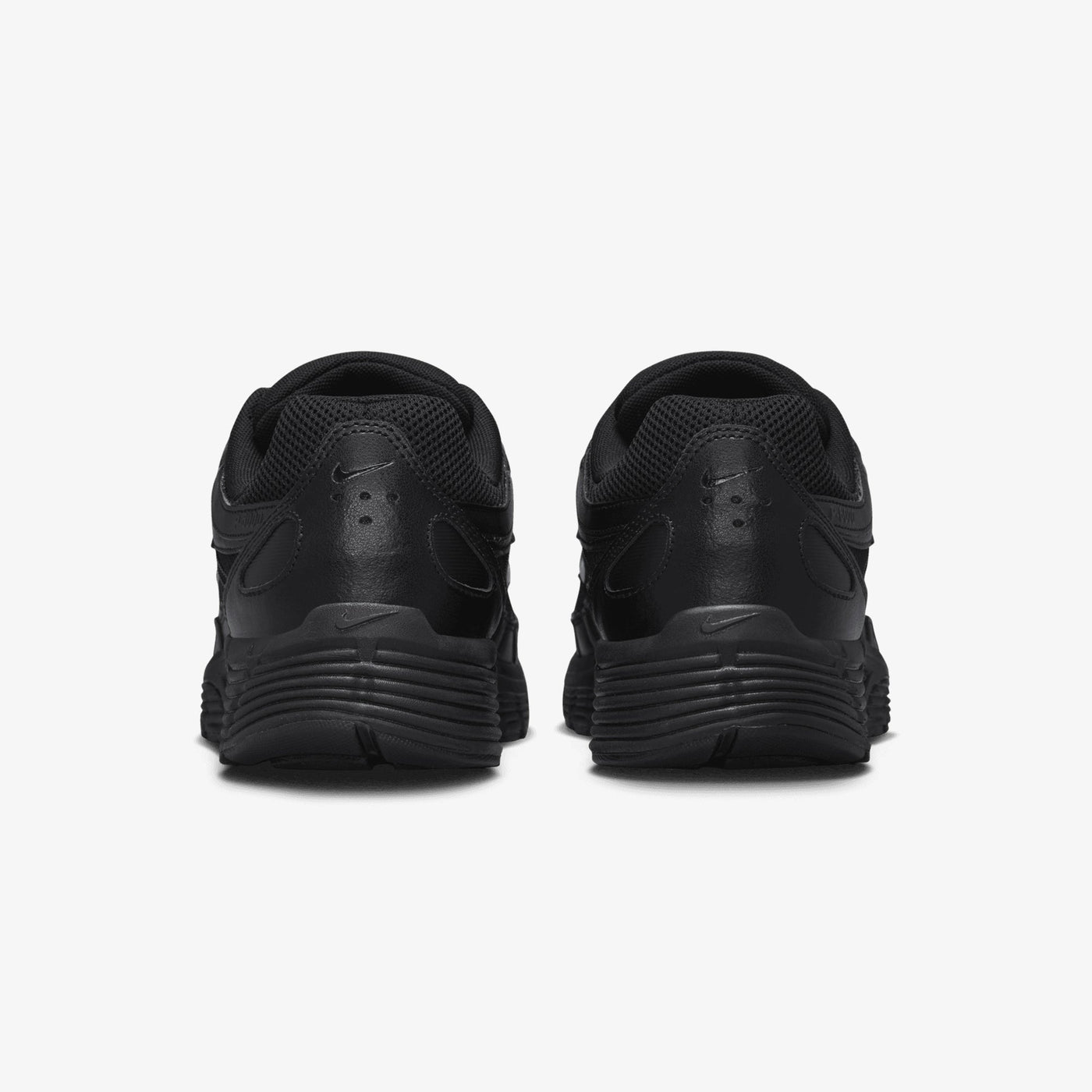 NIKE | P-6000 { BLACK/BLACK