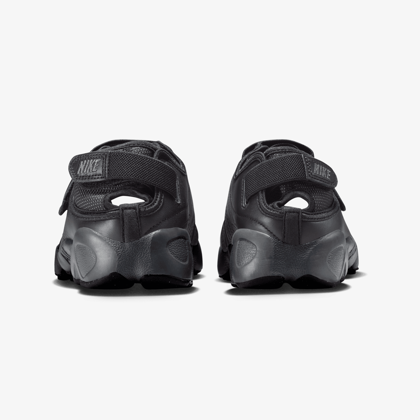 NIKE | AIR RIFT { BLACK/IRON GREY-REFLECT SILVER