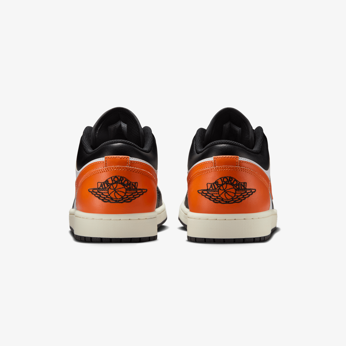 JORDAN | AIR JORDAN 1 LOW { BLACK/STARFISH-WHITE-SAIL