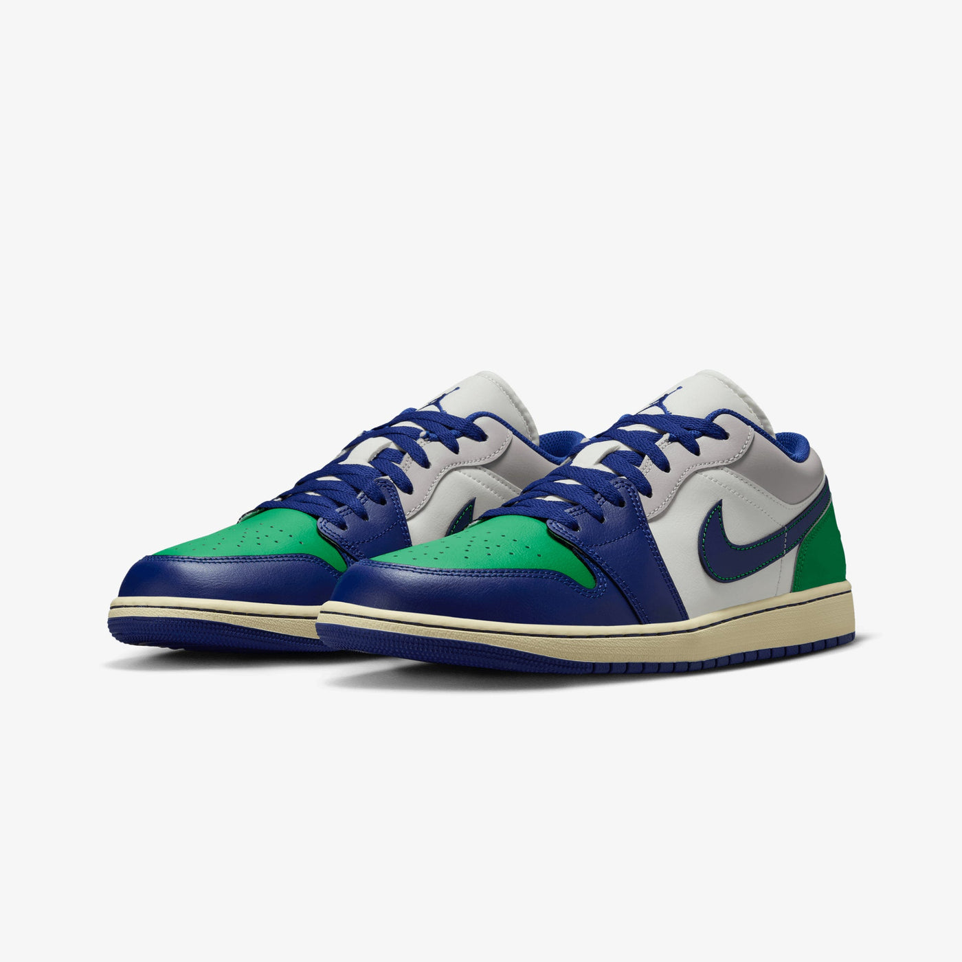 JORDAN | AIR JORDAN 1 LOW { SAIL/DEEP ROYAL BLUE-STADIUM GREEN