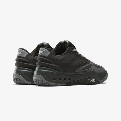 Reebok | ENGINE A BASKETBALL { BLACK