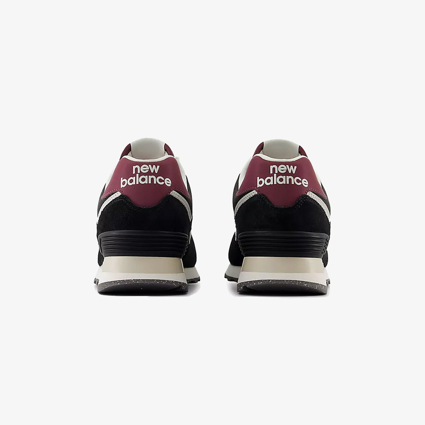 New Balance | 574 { BLACK/WHITE