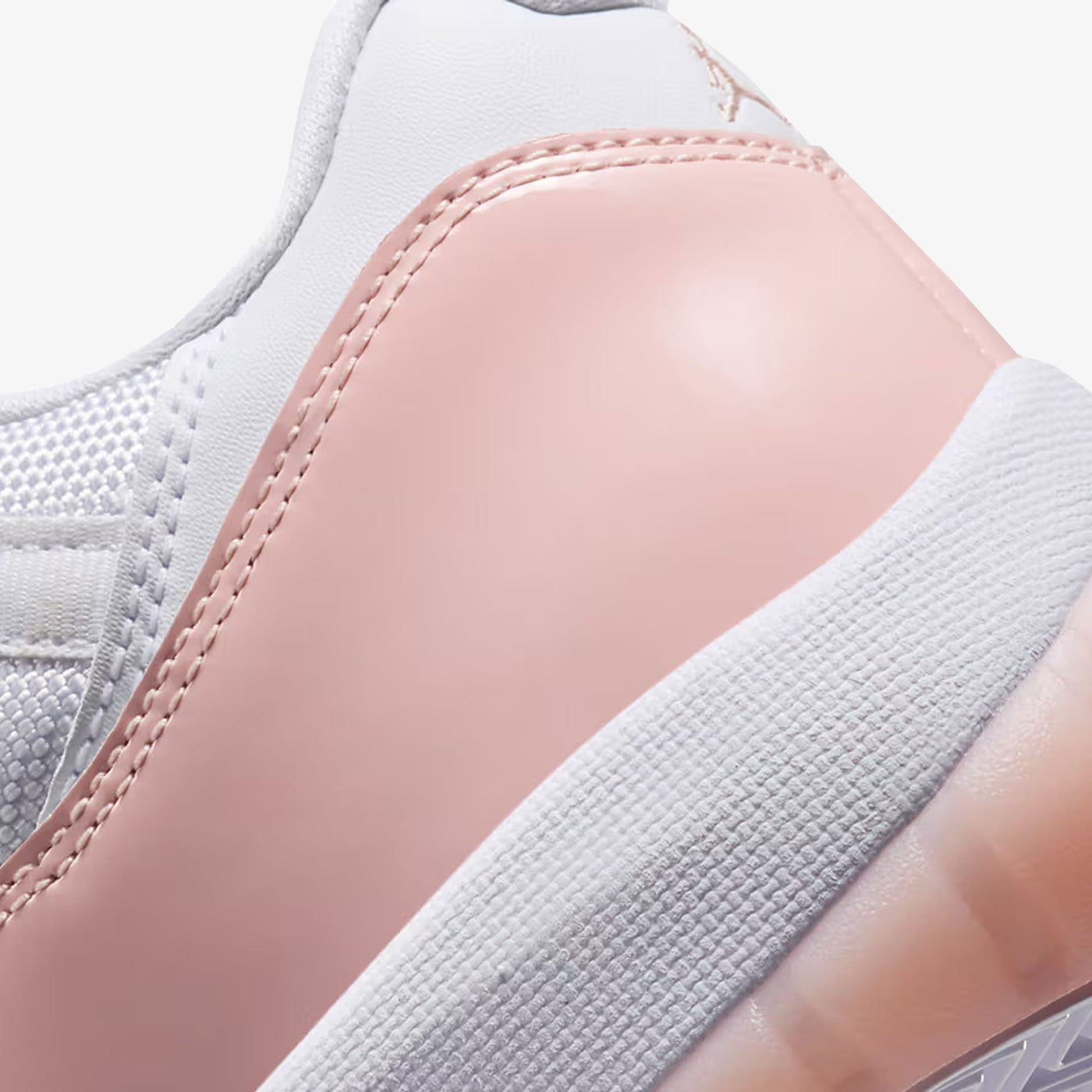 JORDAN | AIR JORDAN 11 RETRO LOW { "LEGEND PINK"