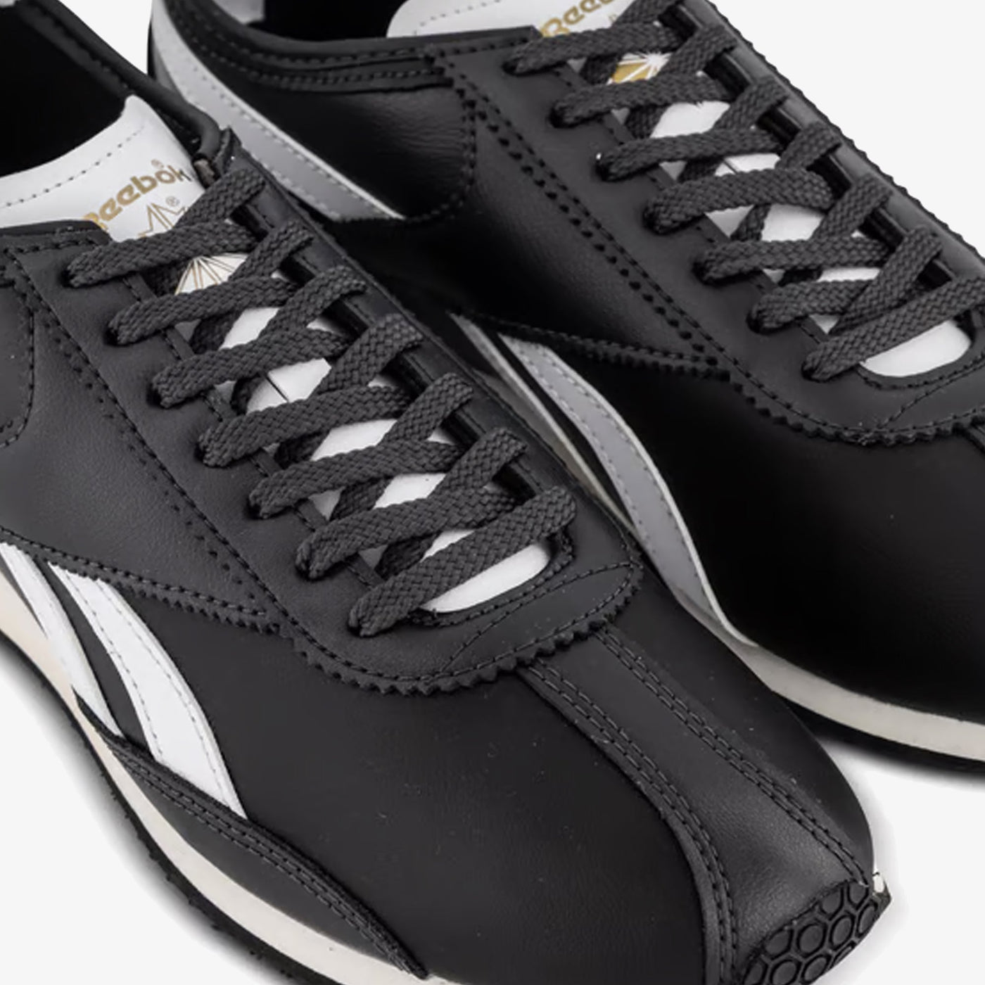 Reebok | R400 { WASHED BLACK/CHALK