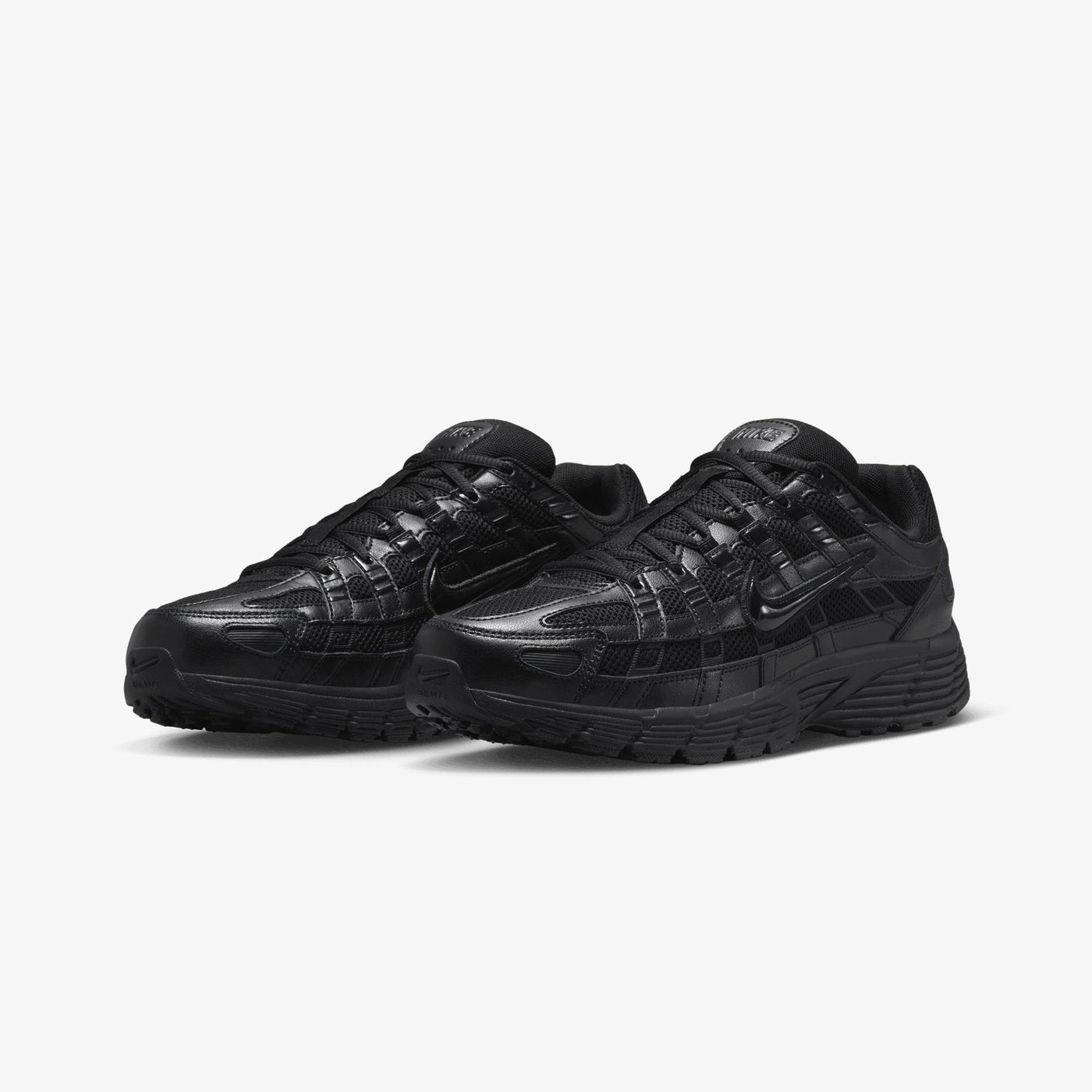 NIKE | P-6000 { BLACK/BLACK