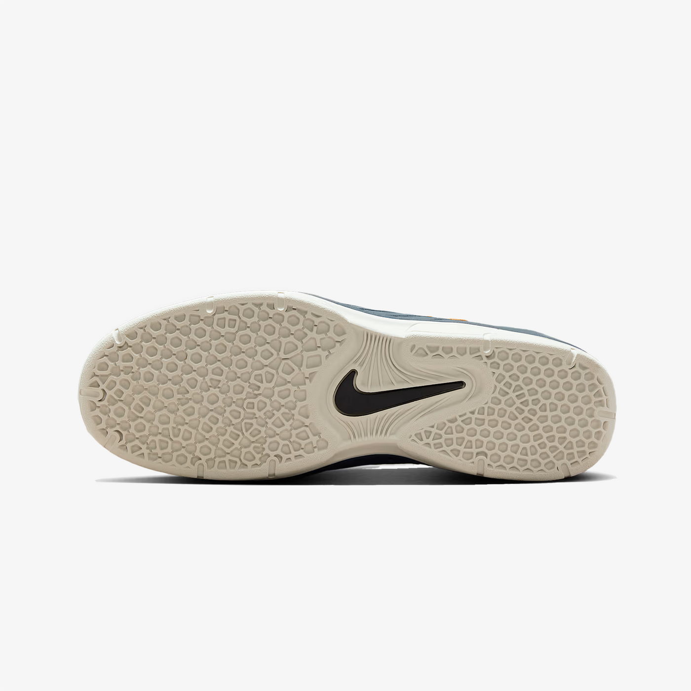 Nike | SB VERTEBRAE { WHEAT/BLACK-LT BRITISH TAN-OBSIDIAN