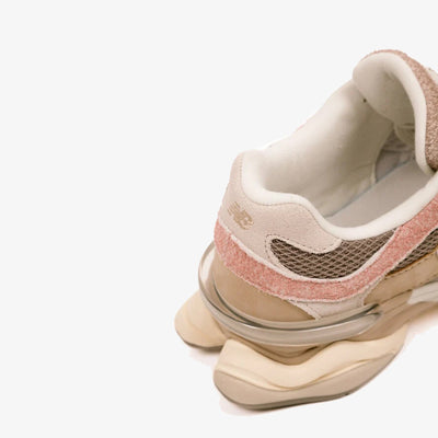 New Balance | 9060 { LANDSLIDE/MUSHROOM