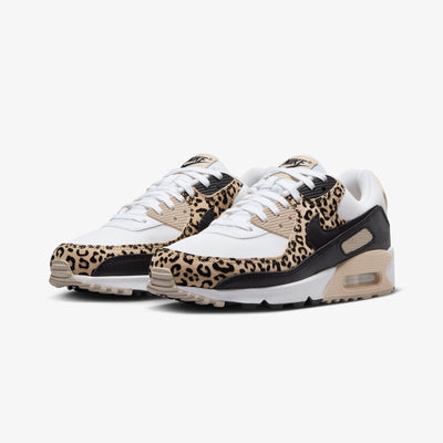 Nike | AIR MAX 90 LV8 { WHITE/BLACK-SANDDRIFT-HEMP