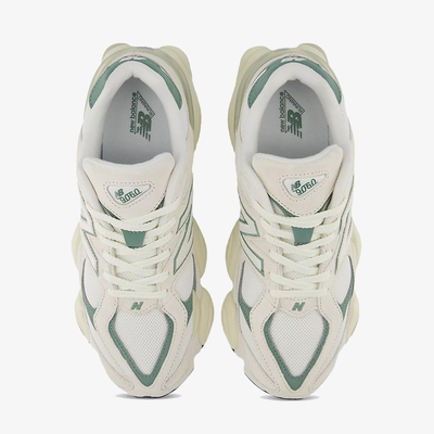 New Balance | 9060 { BEIGE