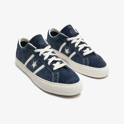 CONVERSE | ONE STAR ACADEMY PRO SUEDE { BLUE/WHITE