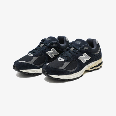 New Balance | 2002R { ECLIPSE NAVY