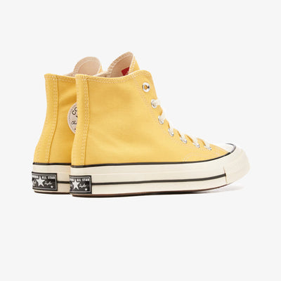 CONVERSE | CHUCK 70 { YELLOW