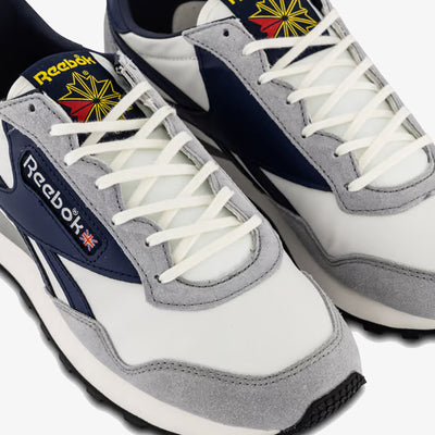 Reebok | AZTEC II { GREY 3/CHALK/VECTOR NAVY