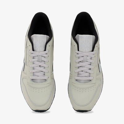 Reebok | CLASSIC LEATHER { BEIGE