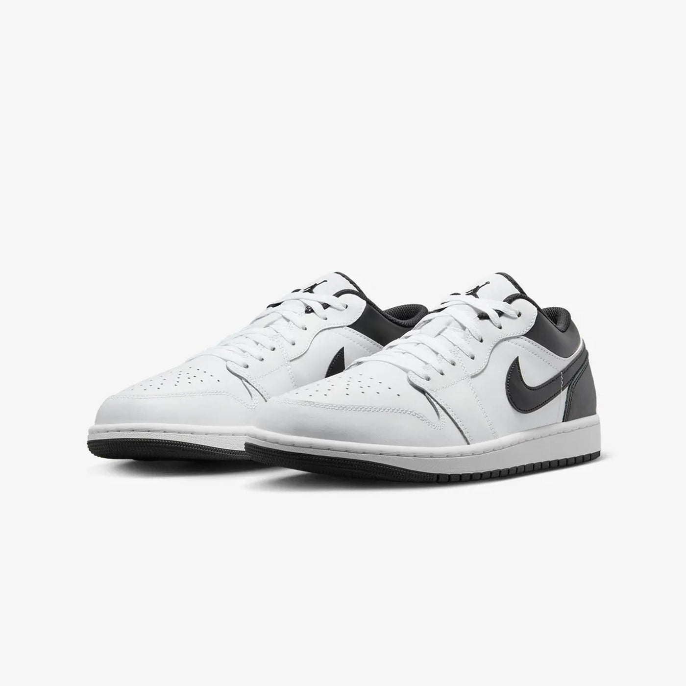 Jordan | AIR JORDAN 1 LOW  { WHITE/BLACK-WHITE