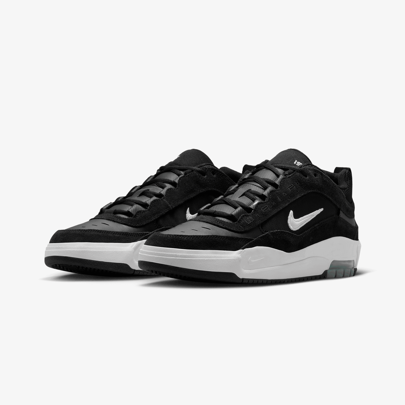 Nike | AIR MAX ISHOD { BLACK/WHITE-BLACK-BLACK