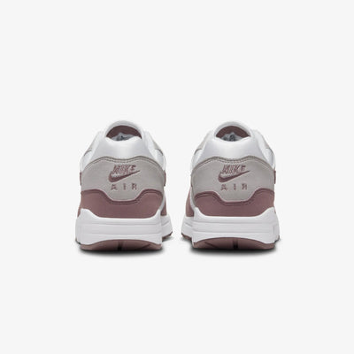 Nike | AIR MAX 1  { SUMMIT WHITE/SMOKEY MAUVE-LT IRON ORE