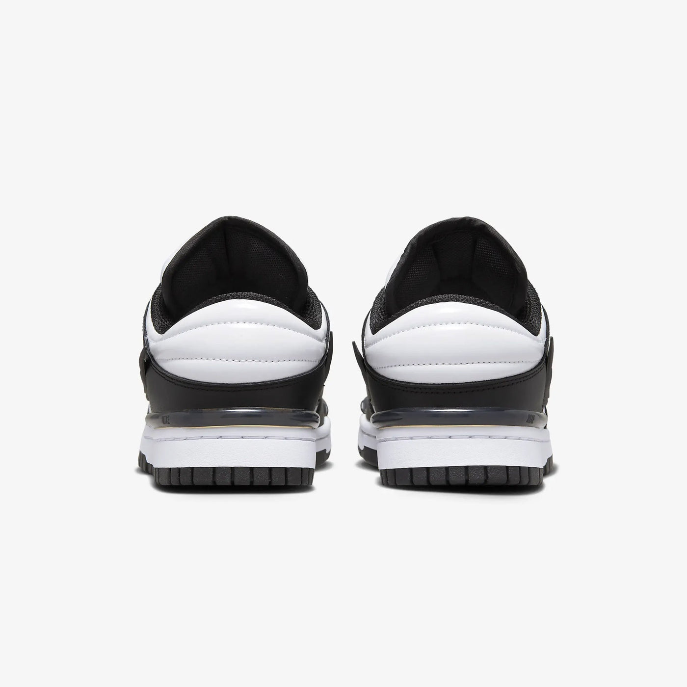 Nike | DUNK LOW TWIST  { BLACK/WHITE-BLACK