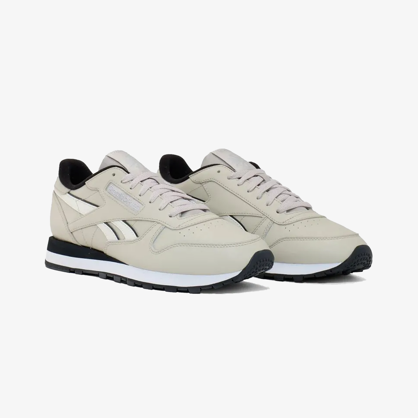 Reebok | CLASSIC LEATHER { BEIGE