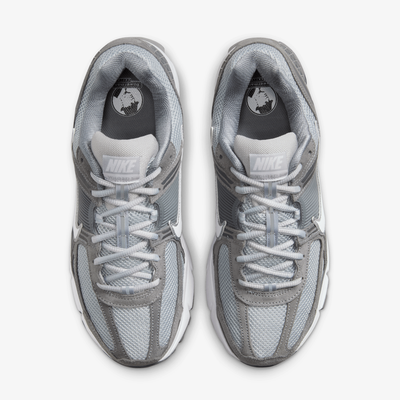 NIKE | ZOOM VOMERO 5 { COOL GREY/WHITE-WOLF GREY