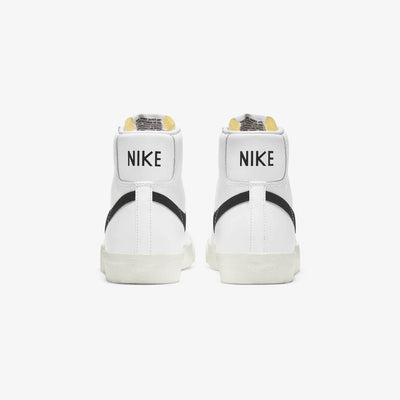 Nike | BLAZER MID'77 VINTAGE { BLACK/WHITE