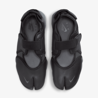 NIKE | AIR RIFT { BLACK/IRON GREY-REFLECT SILVER