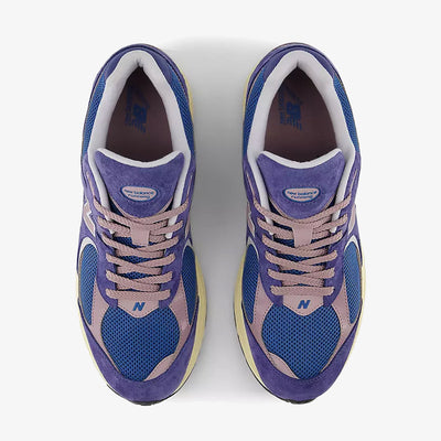 New Balance | 2002R { PURPLE/SEA STONE