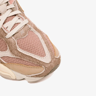 New Balance | 9060 { LANDSLIDE/MUSHROOM
