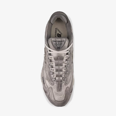 New Balance | 1000 { SILVER METALLIC/GREY