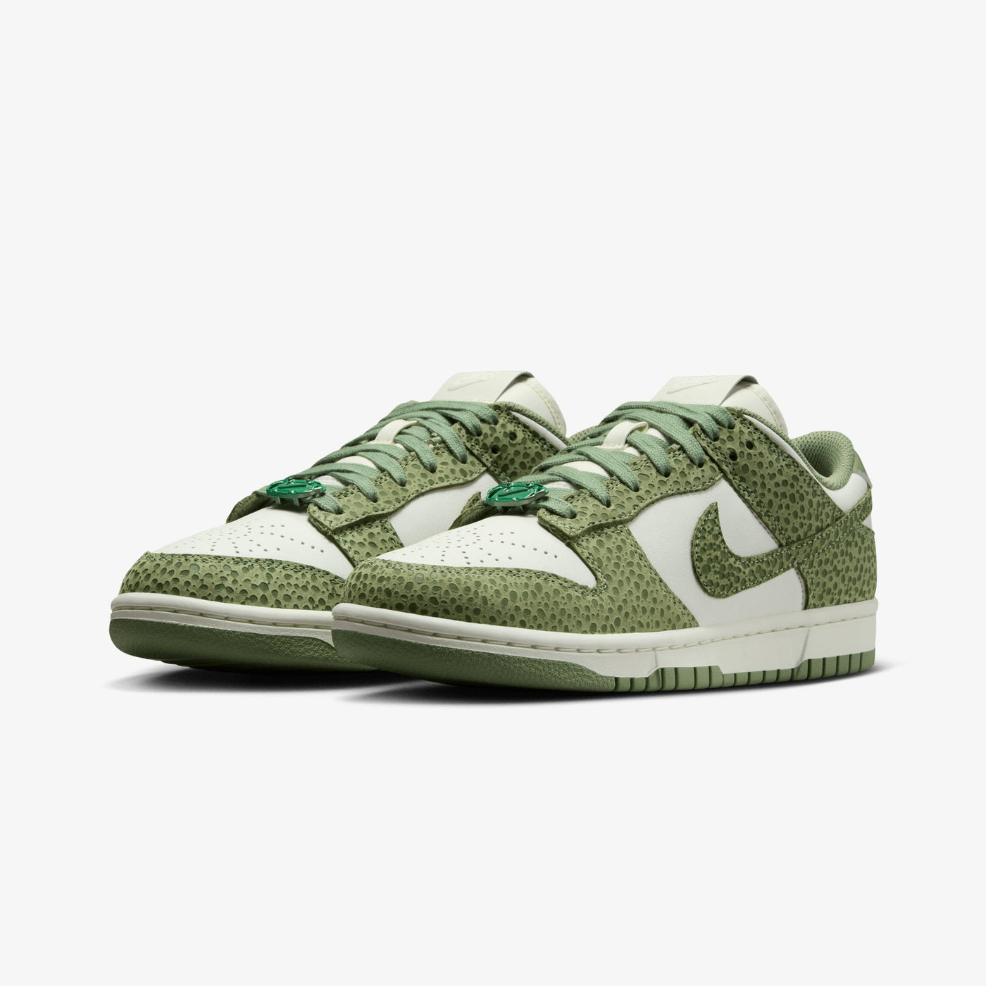 NIKE | DUNK LOW PREMIUM { OIL GREEN/OIL GREEN-TREELINE-SAIL