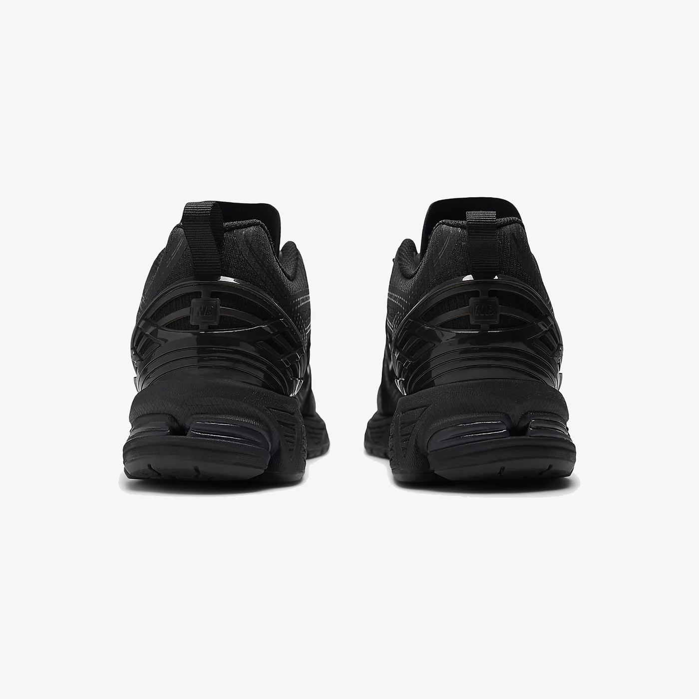 New Balance | 1906U { BLACK/DARK SILVER METALLIC