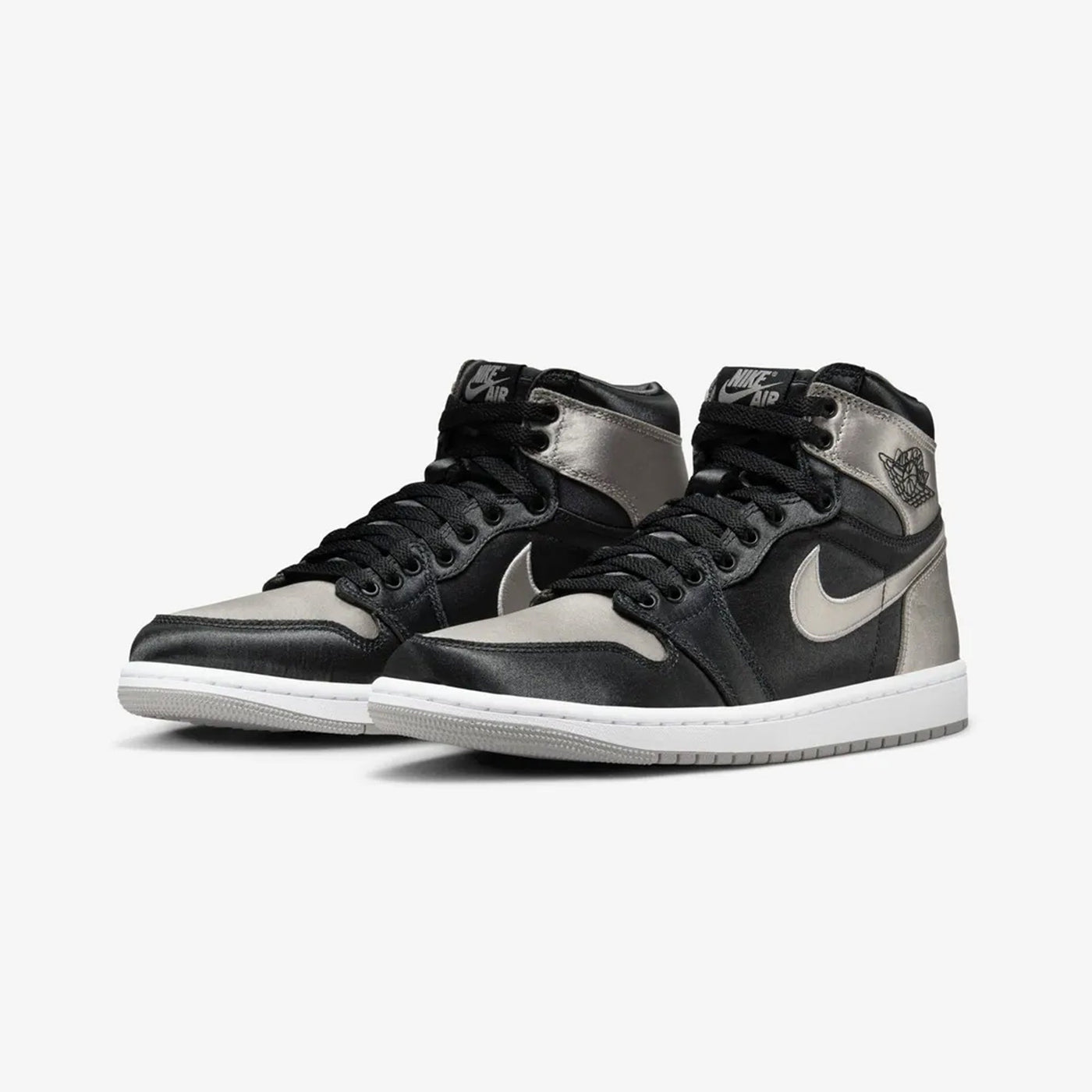 Jordan | AIR JORDAN 1 RETRO HIGH OG  { BLACK/MEDIUM GREY-WHITE