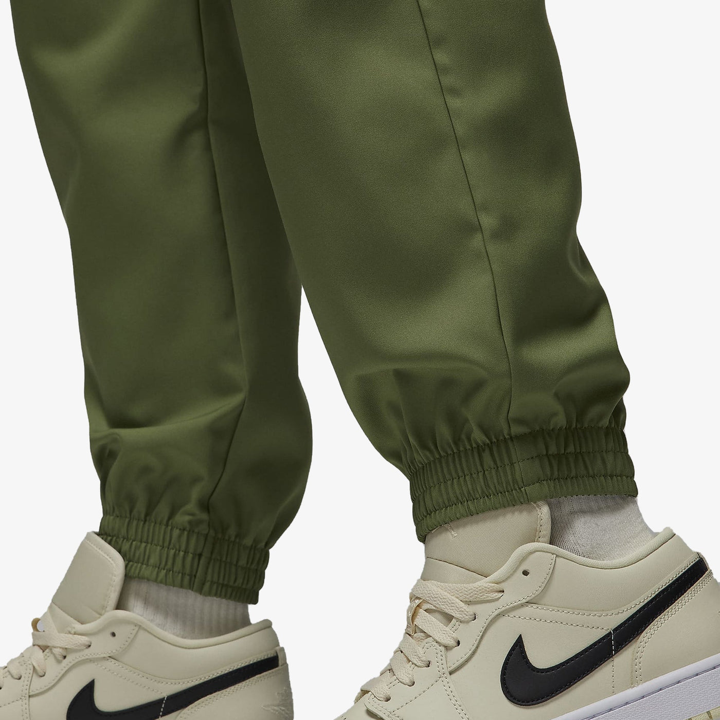 Jordan | WOVEN PANTS  { SKY J LT OLIVE/BLACK
