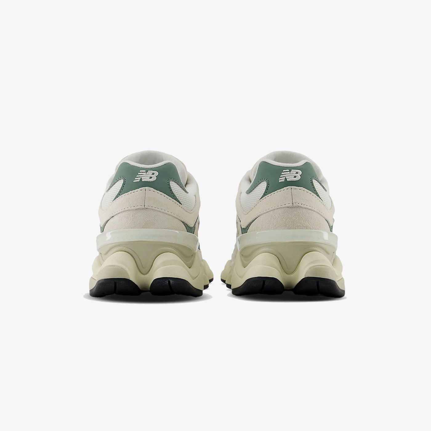 New Balance | 9060 { BEIGE
