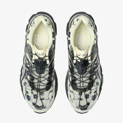 ASICS | X CECILIE BAHNSEN GEL-CUMULUS 16 SSCB { IVORY/BLACK