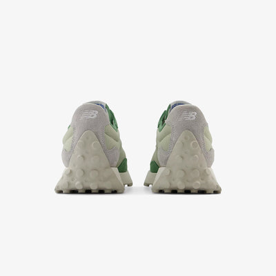 New Balance | 327 { GREEN