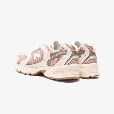 New Balance | 530 { PINK/BEIGE