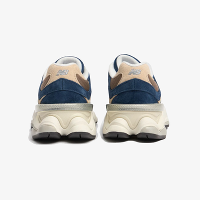 New Balance | 9060 { NAVY/CREAM