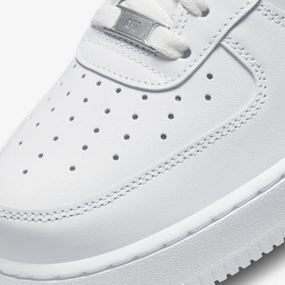 Nike | AIR FORCE 1 '07 { TRIPLE WHITE