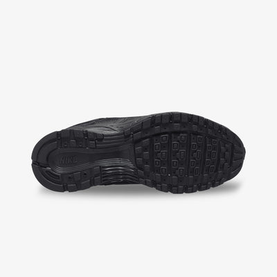 NIKE | P-6000 { BLACK/BLACK