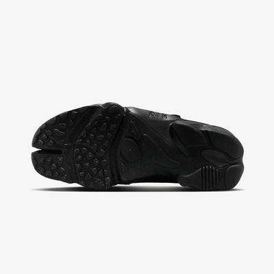 NIKE | AIR RIFT { BLACK/BLACK