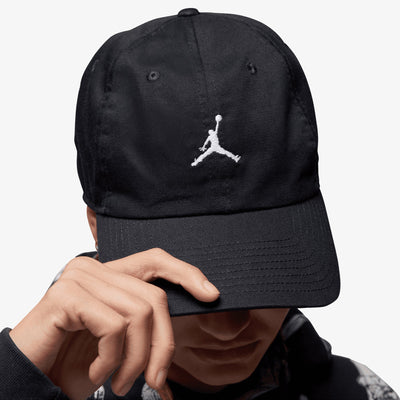 Jordan | UNSTRUCTURED CURVED-BILL HAT { BLACK