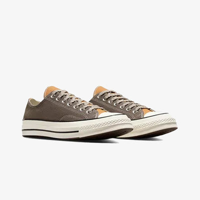 Converse | CHUCK 70 DURABLE NEUTRALS { BROWN
