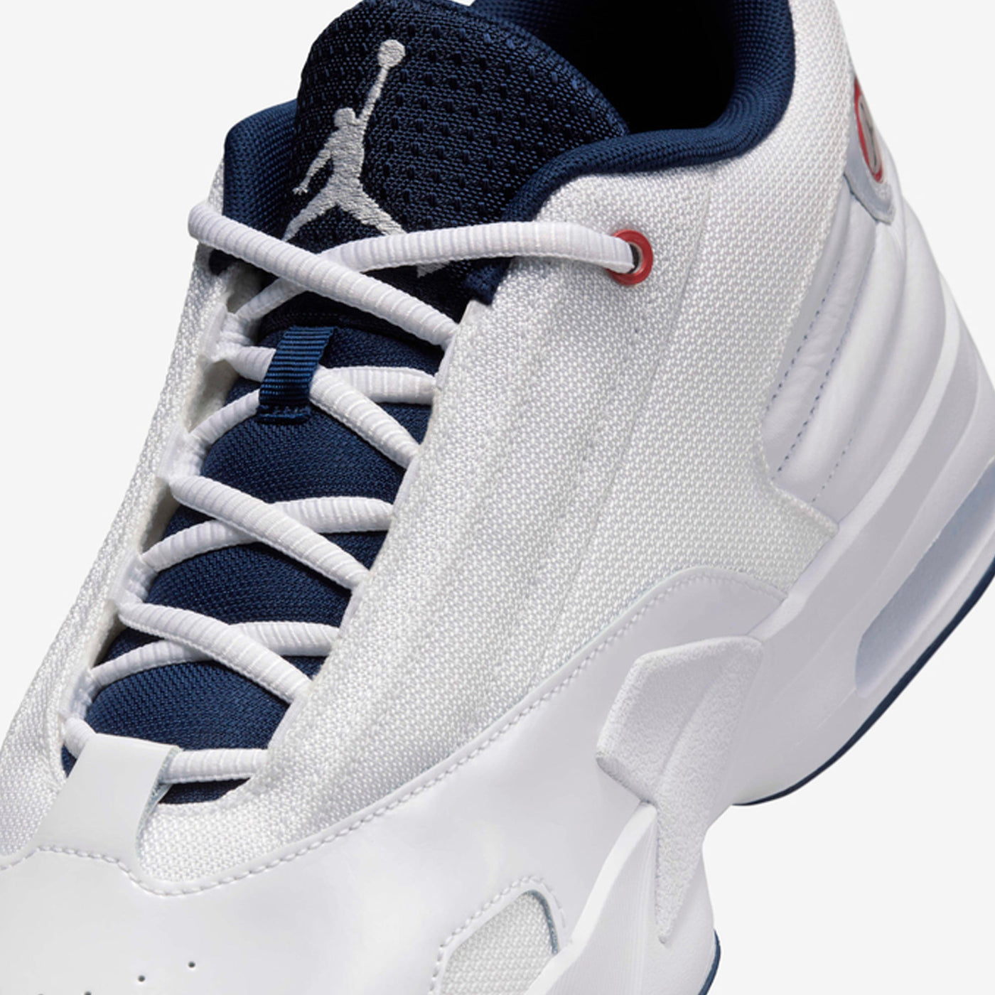 JORDAN | MAX AURA 6 { WHITE/MIDNIGHT NAVY-VARSITY RED